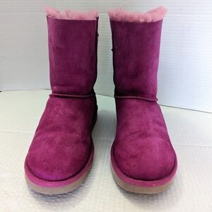 UGG Women's Australia Bailey Bow Aster Purple Suede Boots Size 7 US